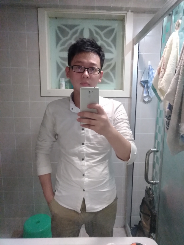 花谢魂伤的第一张照片--连云港相亲服务中心