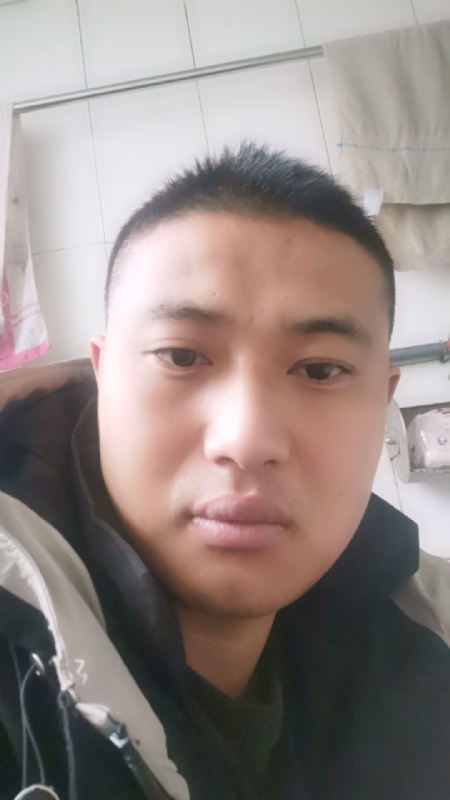 烟花再美不过瞬间的第一张照片--连云港相亲服务中心