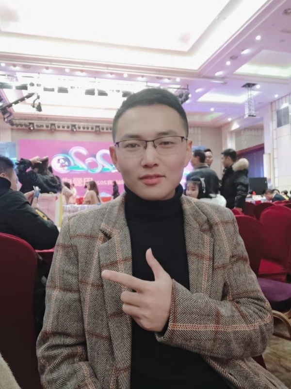 遇见不一样的自己的第一张照片--连云港相亲服务中心