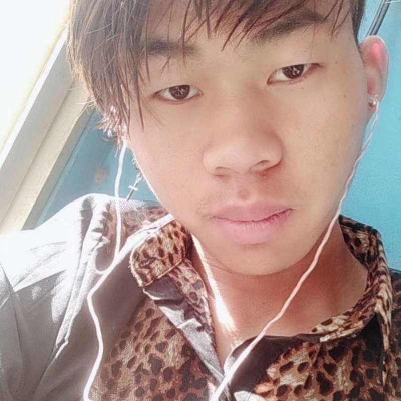 少年不在少的第三张照片--连云港相亲服务中心