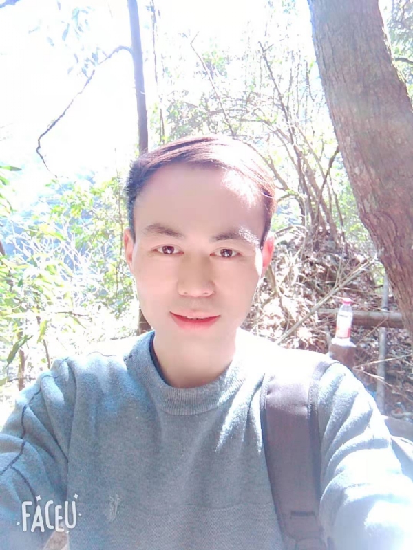 阿龙的第一张照片--连云港相亲服务中心