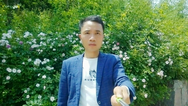 一生何求的第一张照片--连云港相亲服务中心