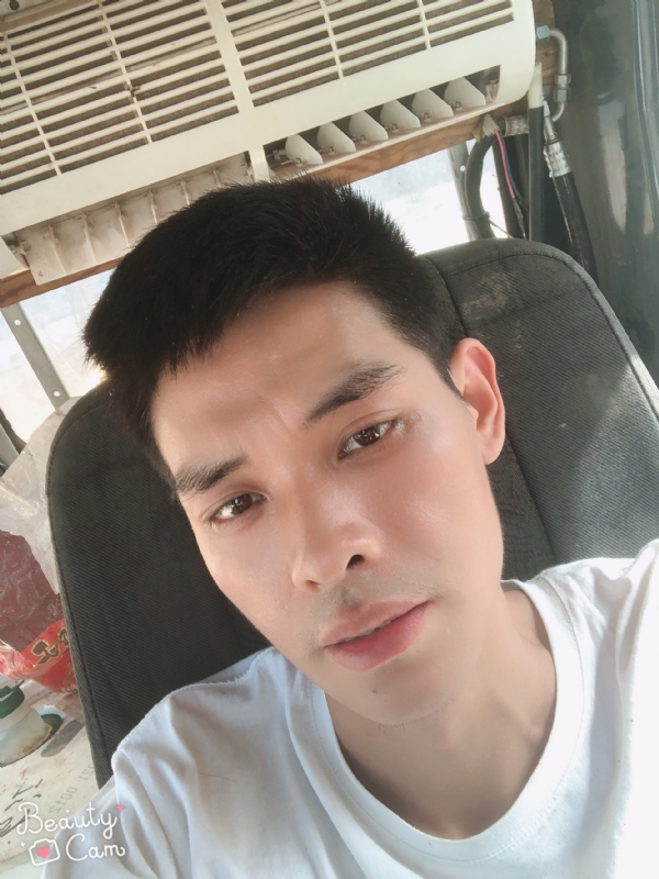 小董的第一张照片--连云港相亲服务中心