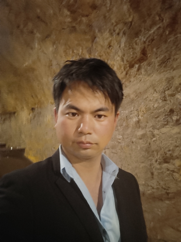 晚点的第二张照片--连云港相亲服务中心