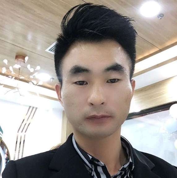 情系半生的第一张照片--连云港相亲服务中心