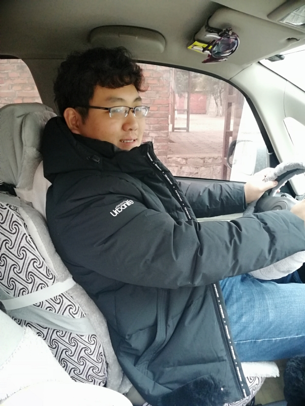 季末非陌的第一张照片--连云港相亲服务中心