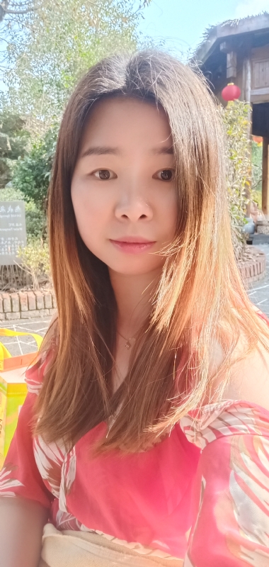 赫赫的第一张照片--连云港相亲服务中心