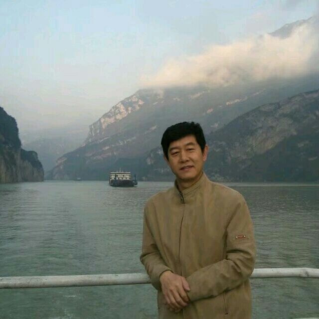 优秀善良1.78的第一张照片--连云港相亲服务中心