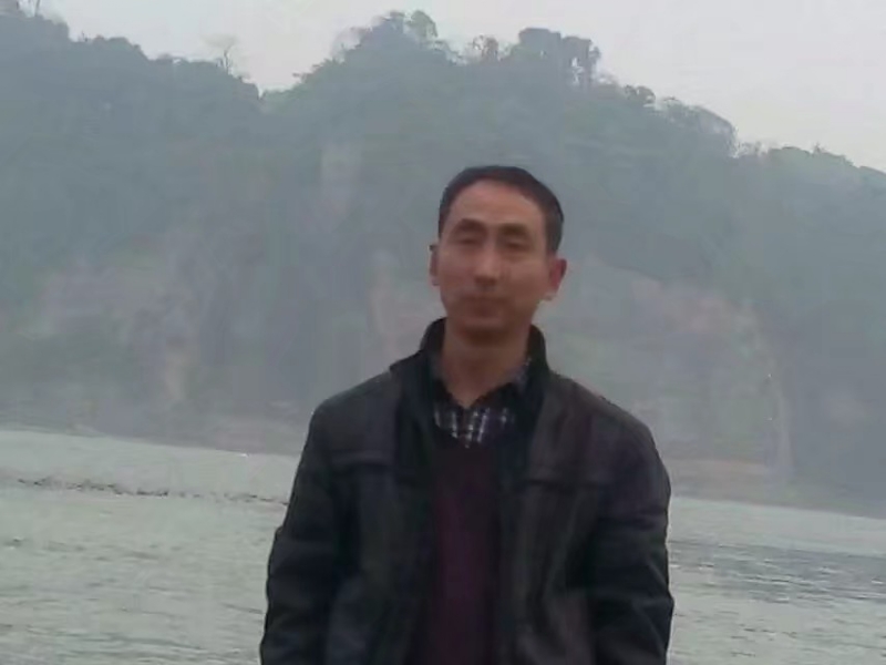 玉树临疯的第二张照片--连云港相亲服务中心