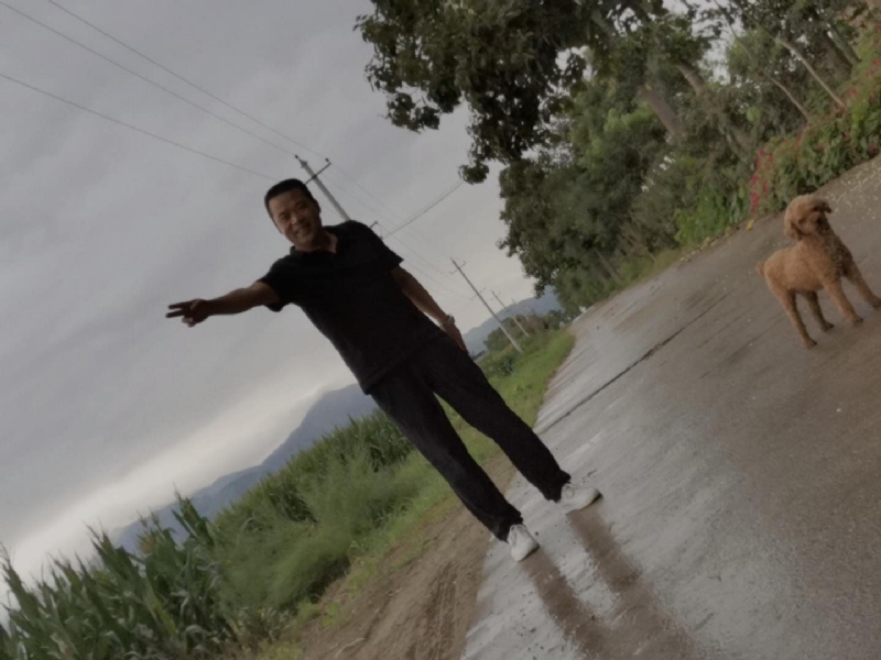 每天的温暖的第一张照片--连云港相亲服务中心