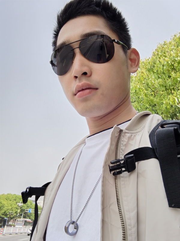 残花落陌,的第一张照片--连云港相亲服务中心