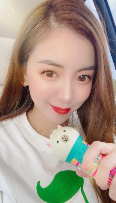 一粒沙的第一张照片--连云港相亲服务中心