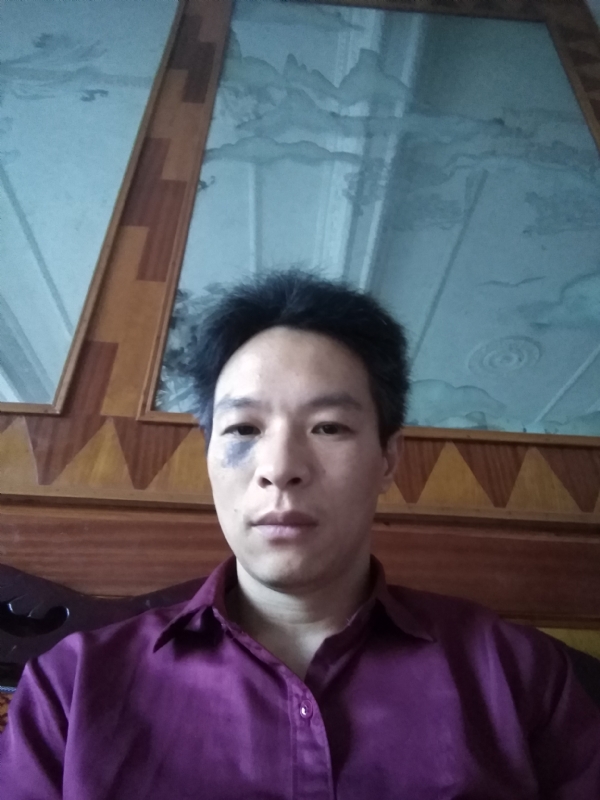 风中落叶的第一张照片--连云港相亲服务中心