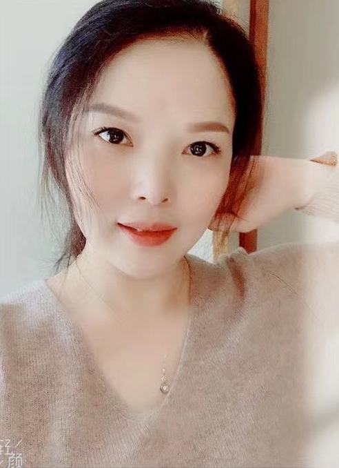 百荷的第一张照片--连云港相亲服务中心