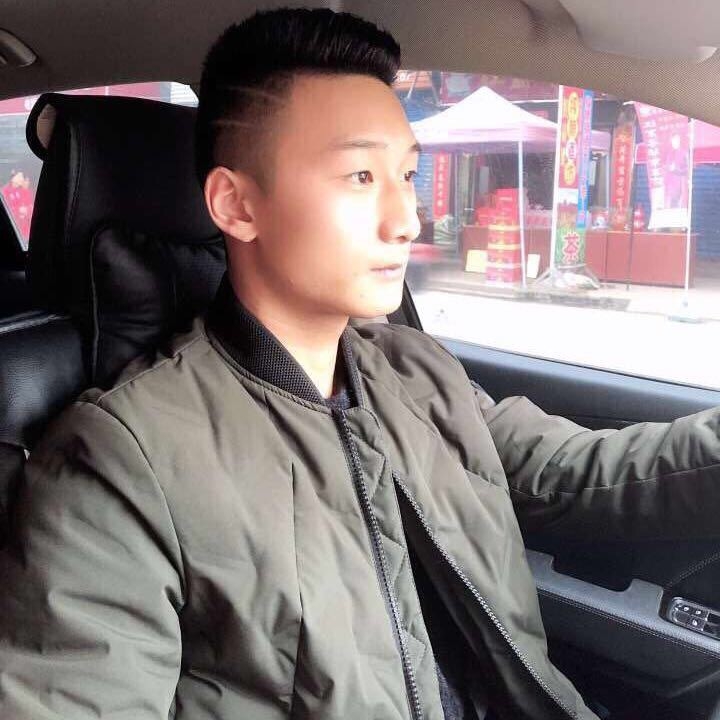 入戏太深的第二张照片--连云港相亲服务中心