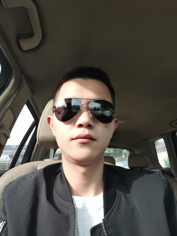 葛先生的第一张照片--连云港相亲服务中心