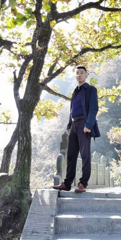 无厘头的第一张照片--连云港相亲服务中心