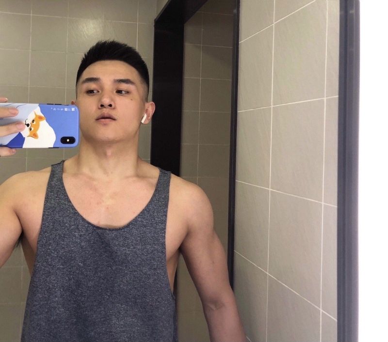 李文亮的第一张照片--连云港相亲服务中心