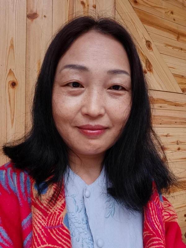 天山雪莲的第一张照片--连云港相亲服务中心