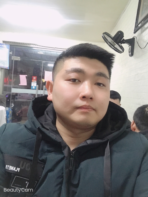 回忆是个小孩的第一张照片--连云港相亲服务中心