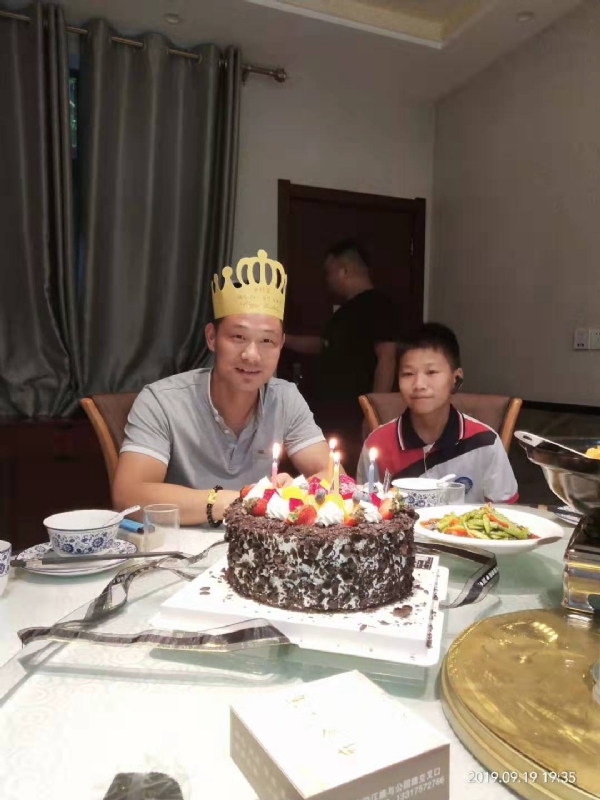 孤独的狼的第一张照片--连云港相亲服务中心