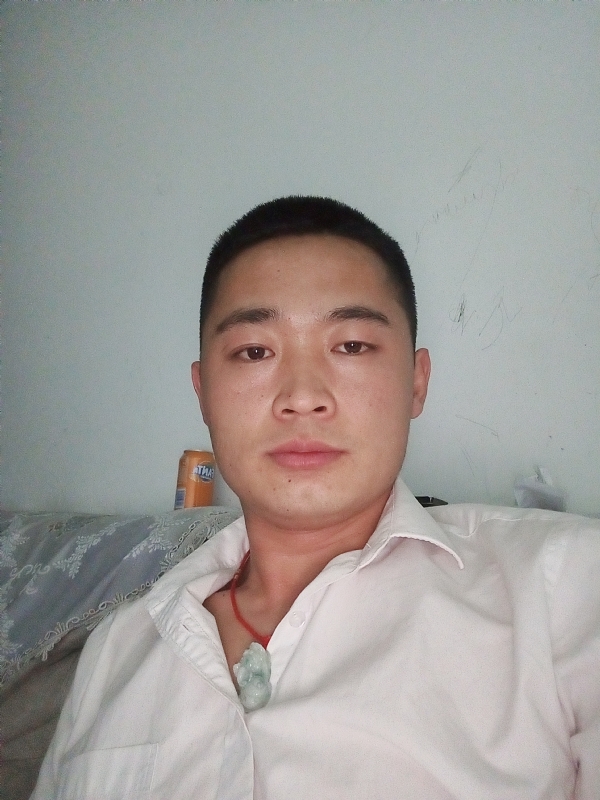 也许太年轻的第一张照片--连云港相亲服务中心