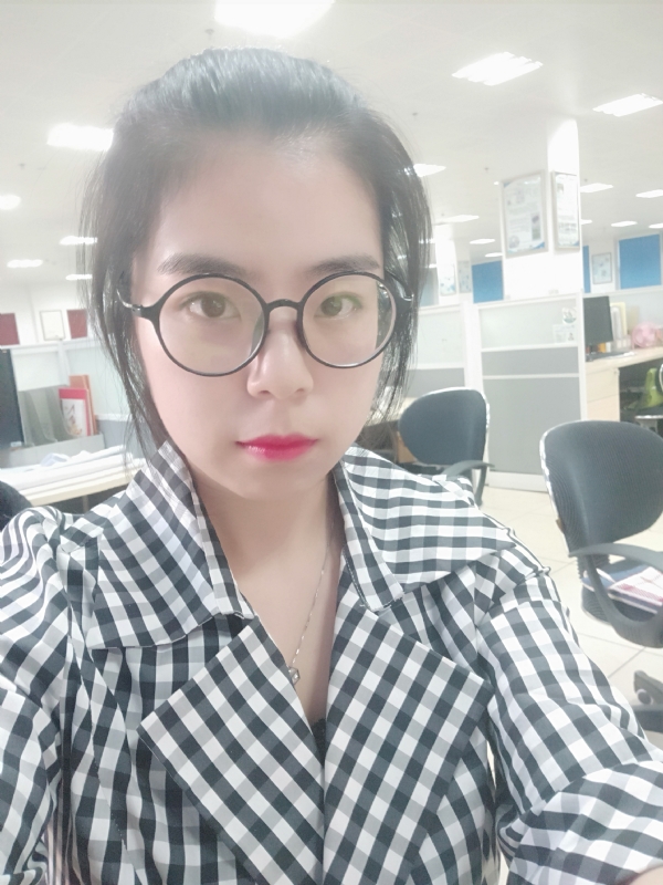 莹莹的第一张照片--连云港相亲服务中心