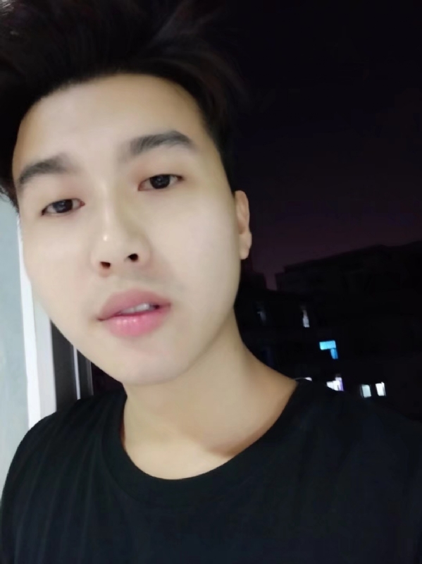 皮特王的第二张照片--连云港相亲服务中心