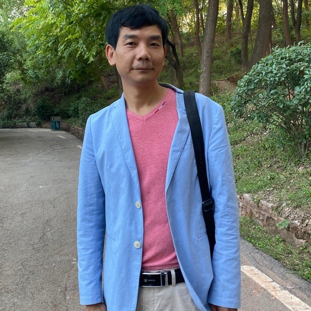 勇哥的第一张照片--连云港相亲服务中心