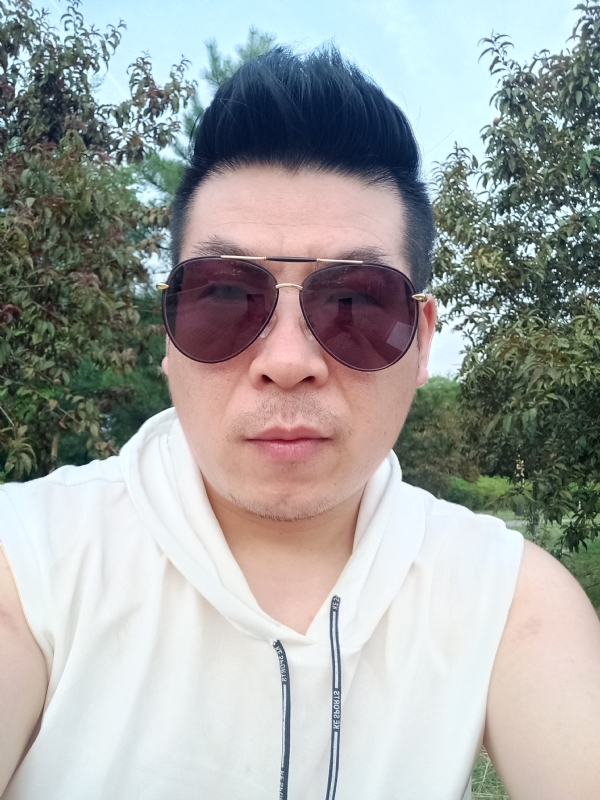 等风来的第二张照片--连云港相亲服务中心