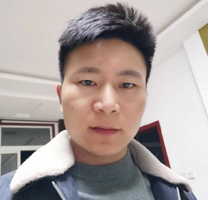 延峰的第一张照片--连云港相亲服务中心