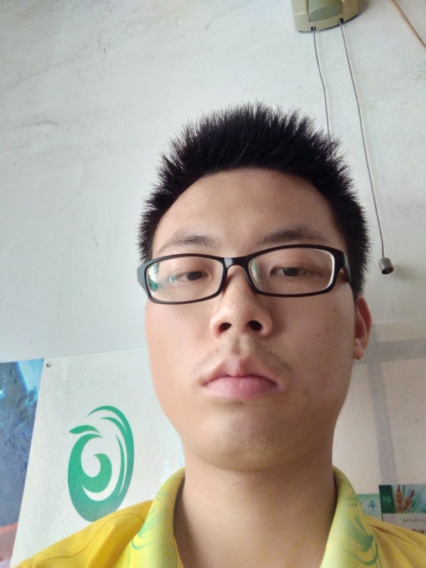 舒荷的第一张照片--连云港相亲服务中心