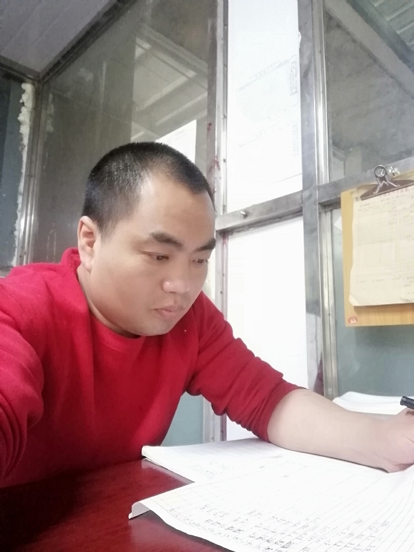 小吴的第一张照片--连云港相亲服务中心