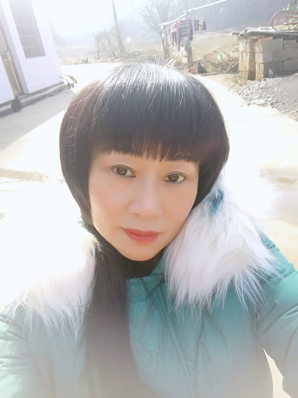 金鱼儿的第一张照片--连云港相亲服务中心