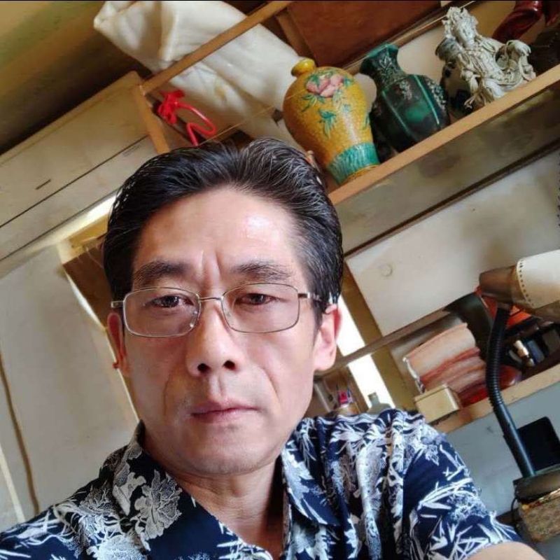 没有爱情也要飞渡一生的第一张照片--连云港相亲服务中心