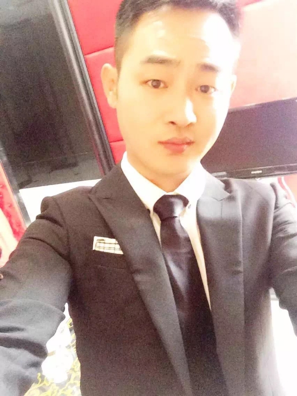 富强的第一张照片--连云港相亲服务中心