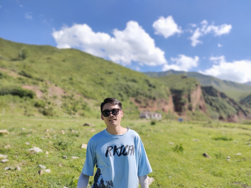 祁三岁的第一张照片--连云港相亲服务中心