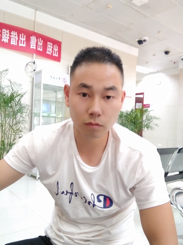 小少的第二张照片--连云港相亲服务中心