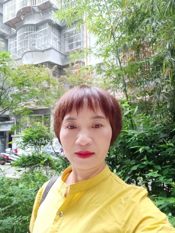 小瓶子的第二张照片--连云港相亲服务中心