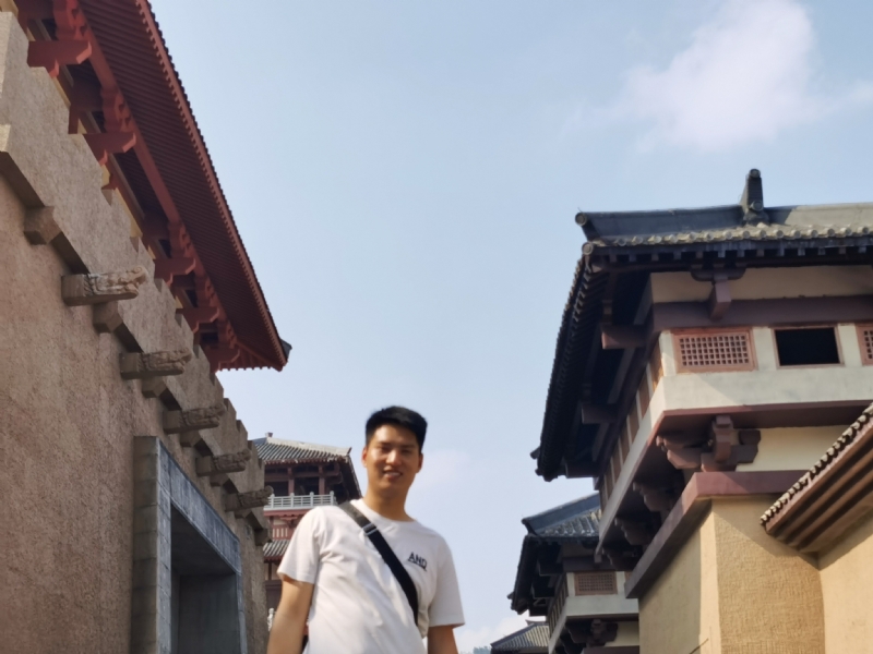 咸鱼不闲的第二张照片--连云港相亲服务中心