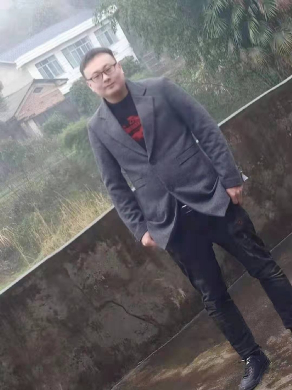 冰城的第二张照片--连云港相亲服务中心