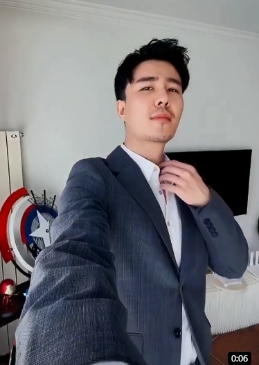 孤獨一郎的第一张照片--连云港相亲服务中心