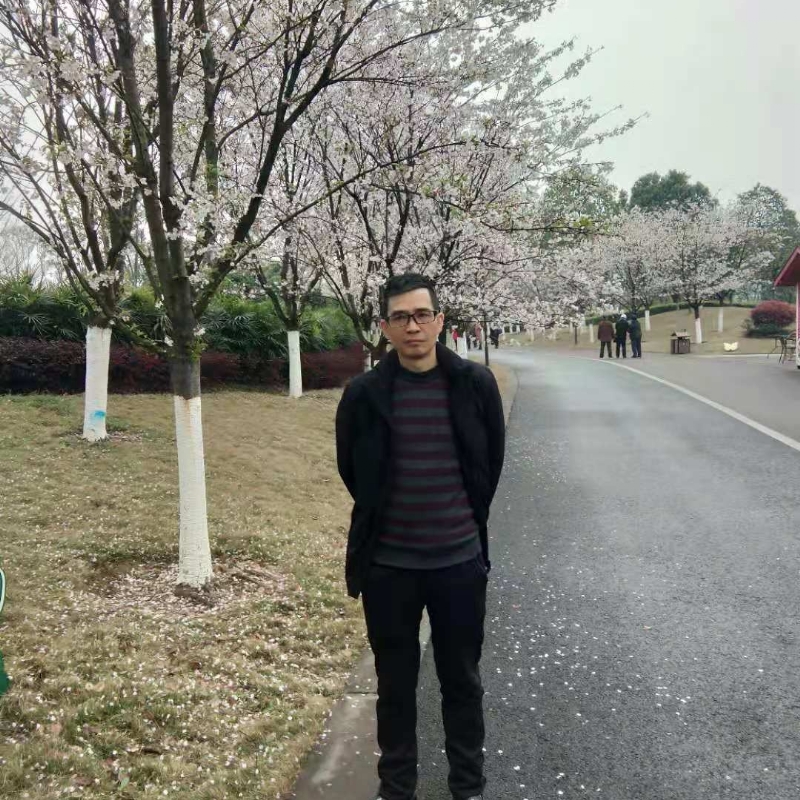 痴心爱人的第一张照片--连云港相亲服务中心