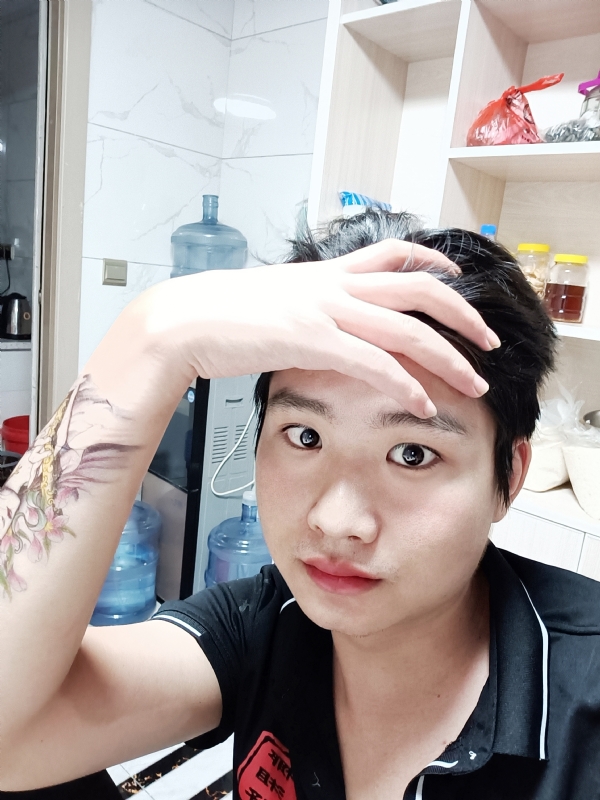 一纸荒年的第一张照片--连云港相亲服务中心