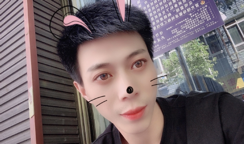 酒伴你的第一张照片--连云港相亲服务中心