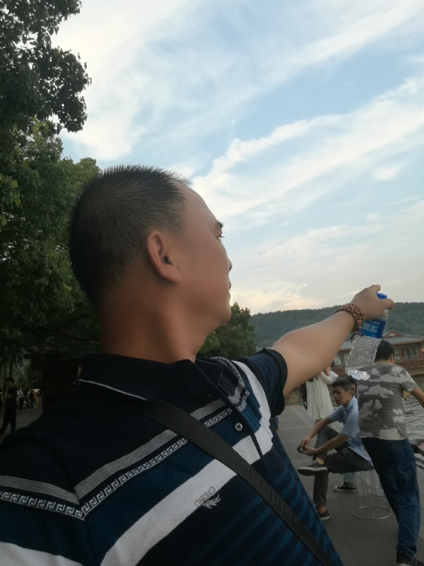 木子五的第四张照片--连云港相亲服务中心