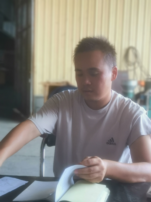 荒原的第一张照片--连云港相亲服务中心