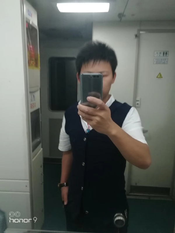 阳光下de幸福的第一张照片--连云港相亲服务中心