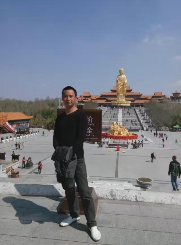 恺哥哥的第一张照片--连云港相亲服务中心