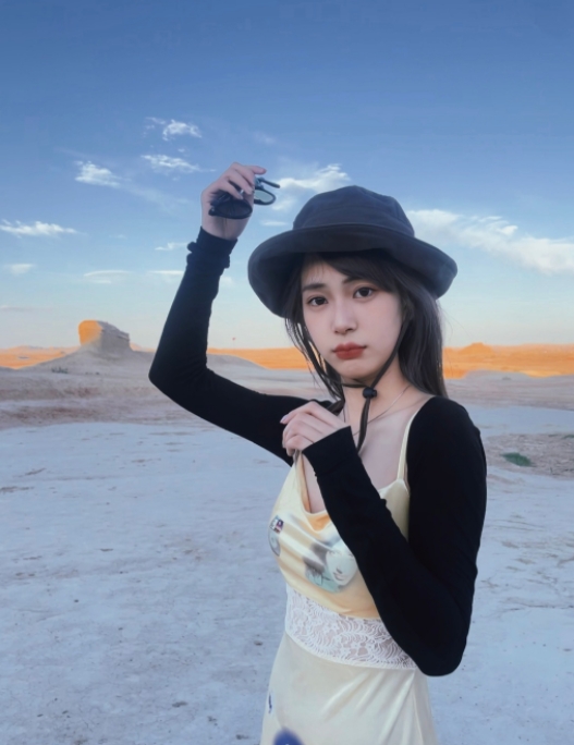 英姐的第一张照片--连云港相亲服务中心